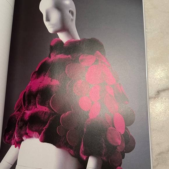 Ralph Rucci Designs Book. Beautifully done - Picture 2 of 9